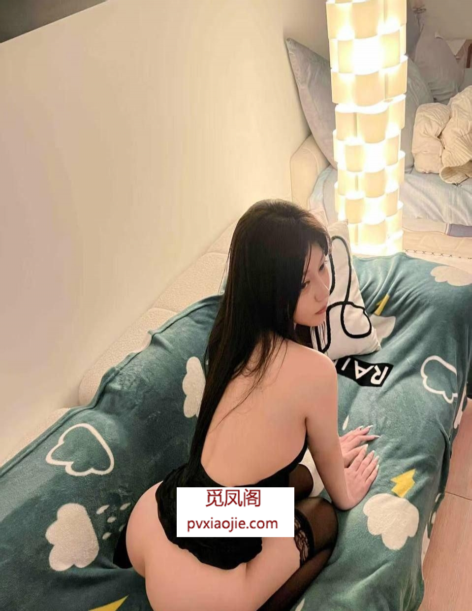 大学兼职嫩妹粉嫩小穴性感汁多服务超好