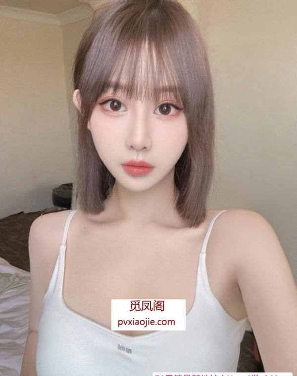 蜜桃臀健身小姐姐
