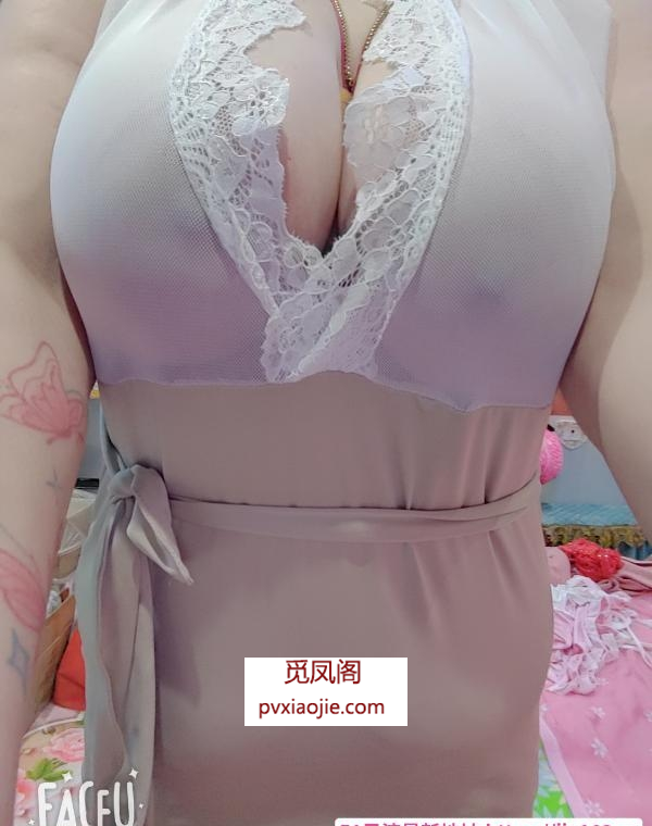 口活一绝的大奶骚妇