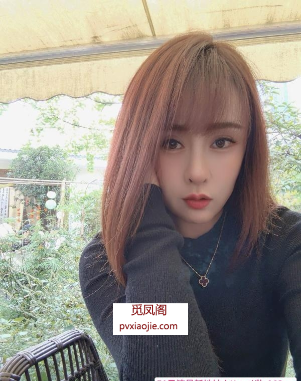 颜值胸模念念