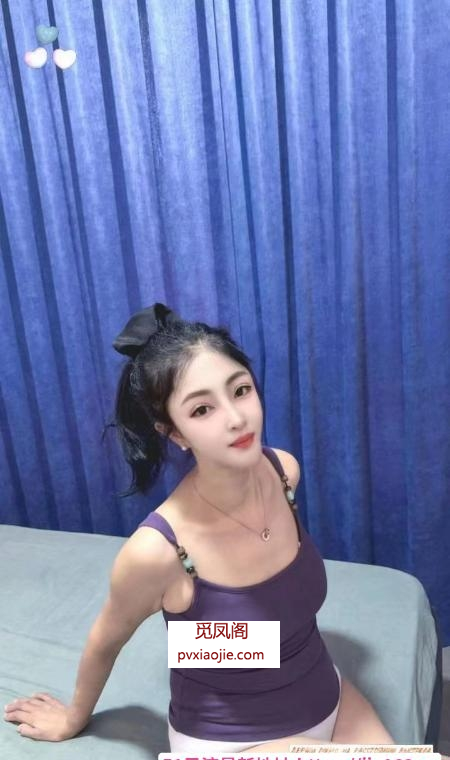 黑丝性感少妇