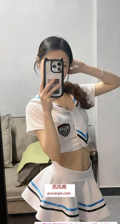 汉口制服小甜甜