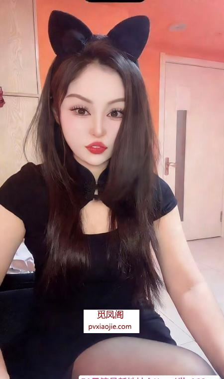 敏感制服少妇