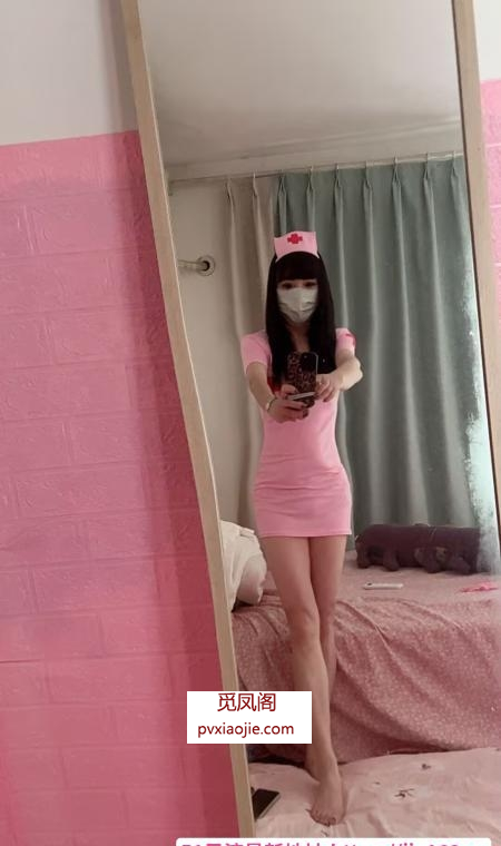 服务系的笑笑