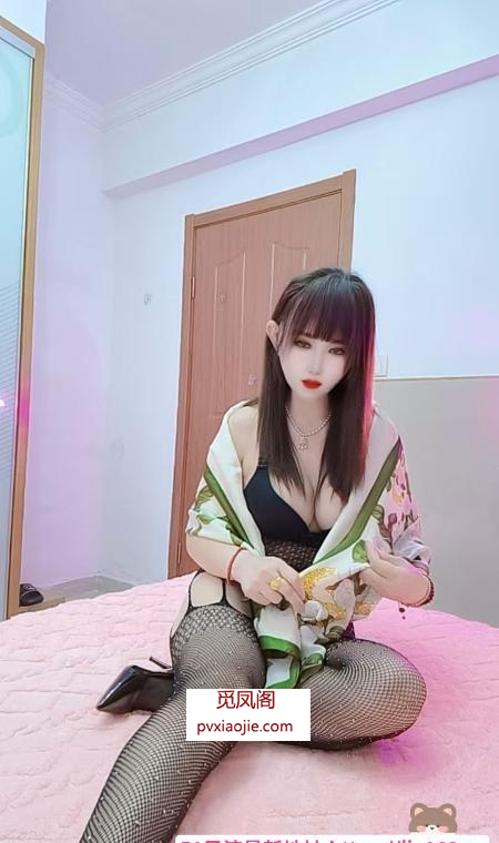 三通大臀少妇