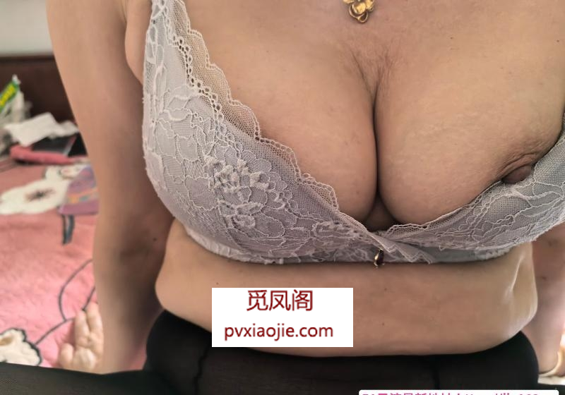 丰乳肥臀美三姐