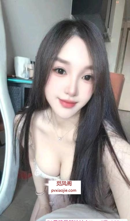 冷白皮莉莉斯