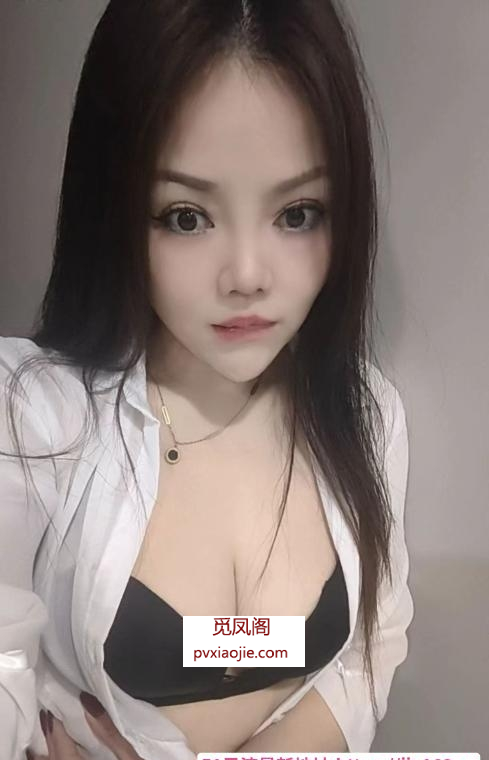 大胸美少妇