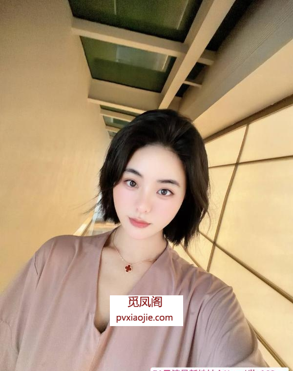 宝藏女友MiCo老师