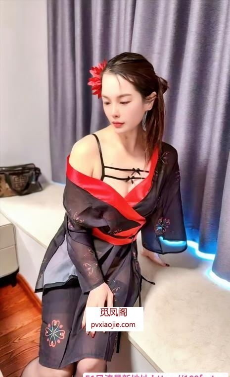 四季青黑丝肥臀少妇