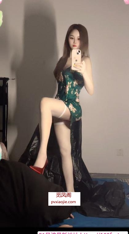 合肥女王调教丝足SM
