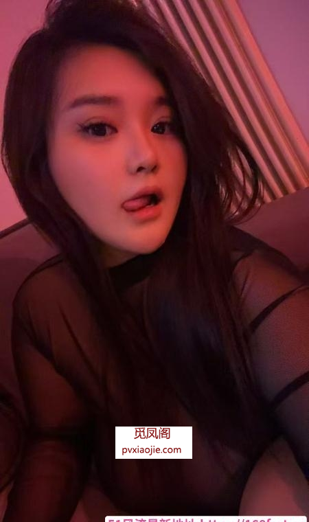 大波性感小骚妇