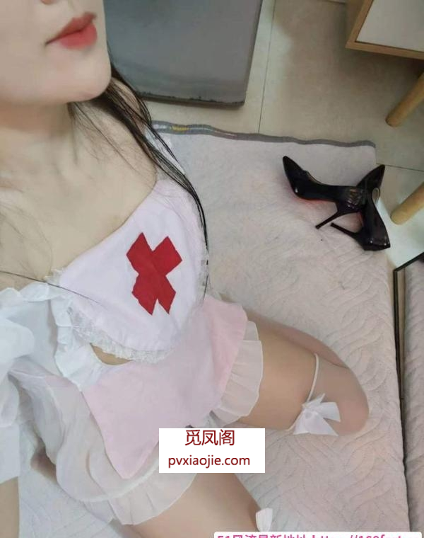 渝北制服大奶骚妹
