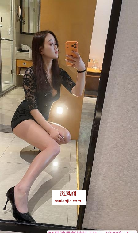 性感美腿小青
