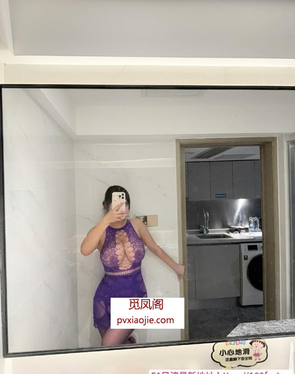 丰满大奶妹钰钰