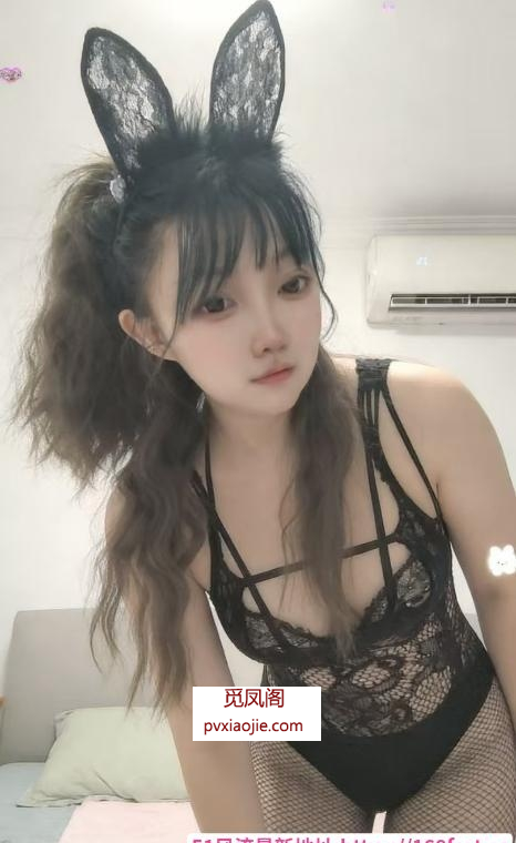 临平大胸小姐姐
