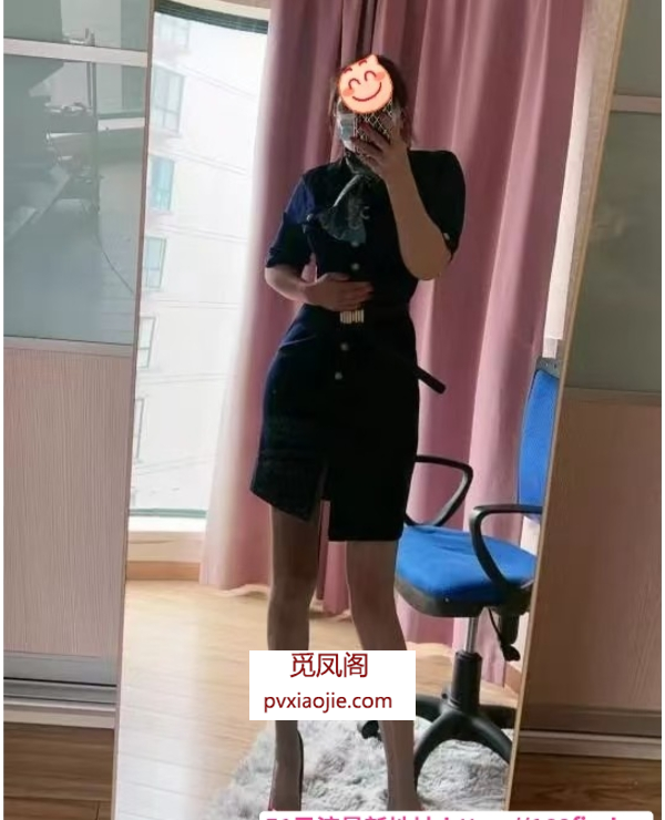长腿丝少妇