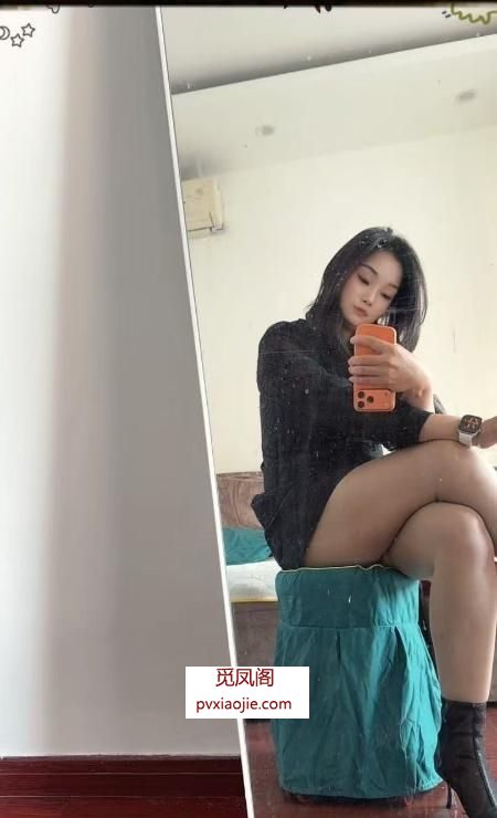瑜伽服丝袜长腿熟妇